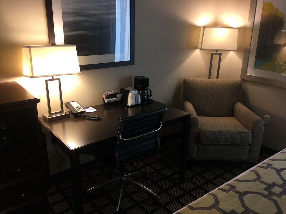 Hotel Baymont By Wyndham Powell 3*
